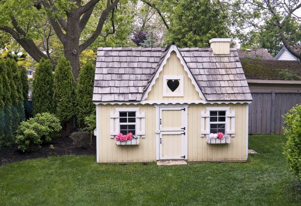 Playhouse Assembly in Cocoa